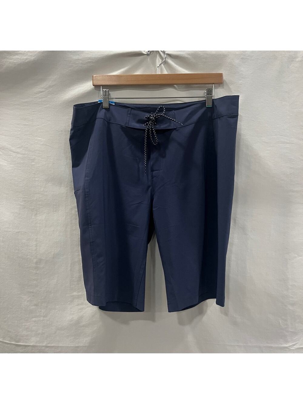 Columbia Navy Shorts Men XL Water Simple Beach Island Travel Coastal Casual New
